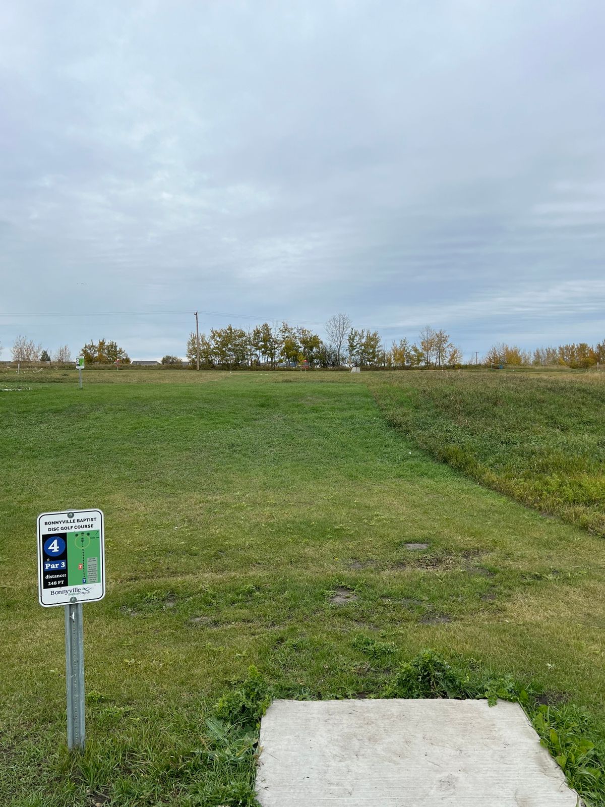 Hole 4 long tee (Island Hole)