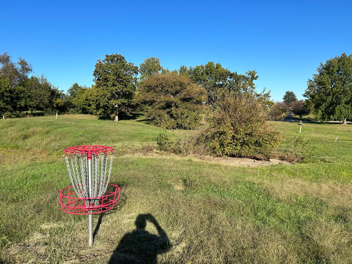Hole $14 from behind the basket. 