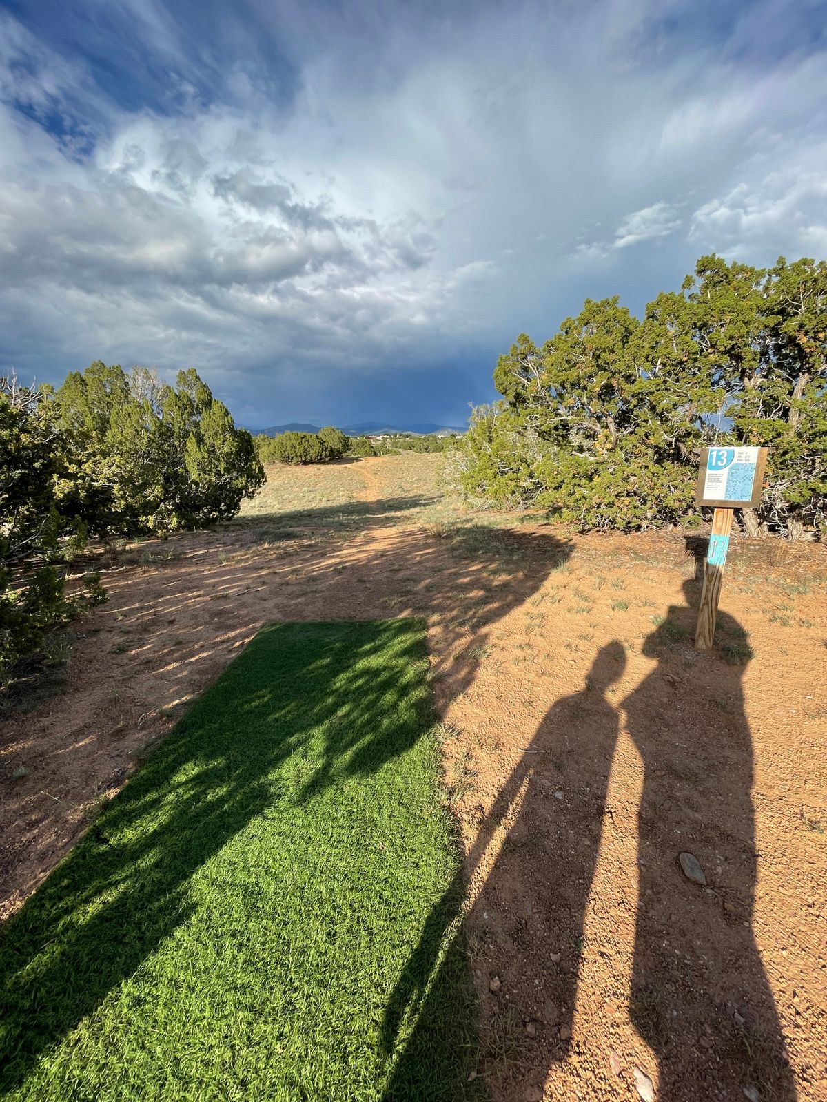 Hole 13 Pro tee pad