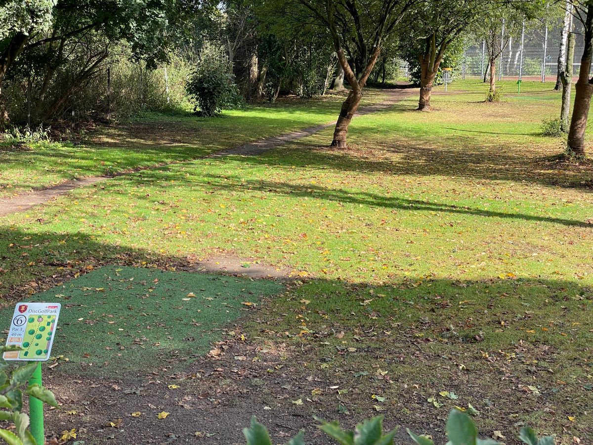 Little tunnel at hole 6