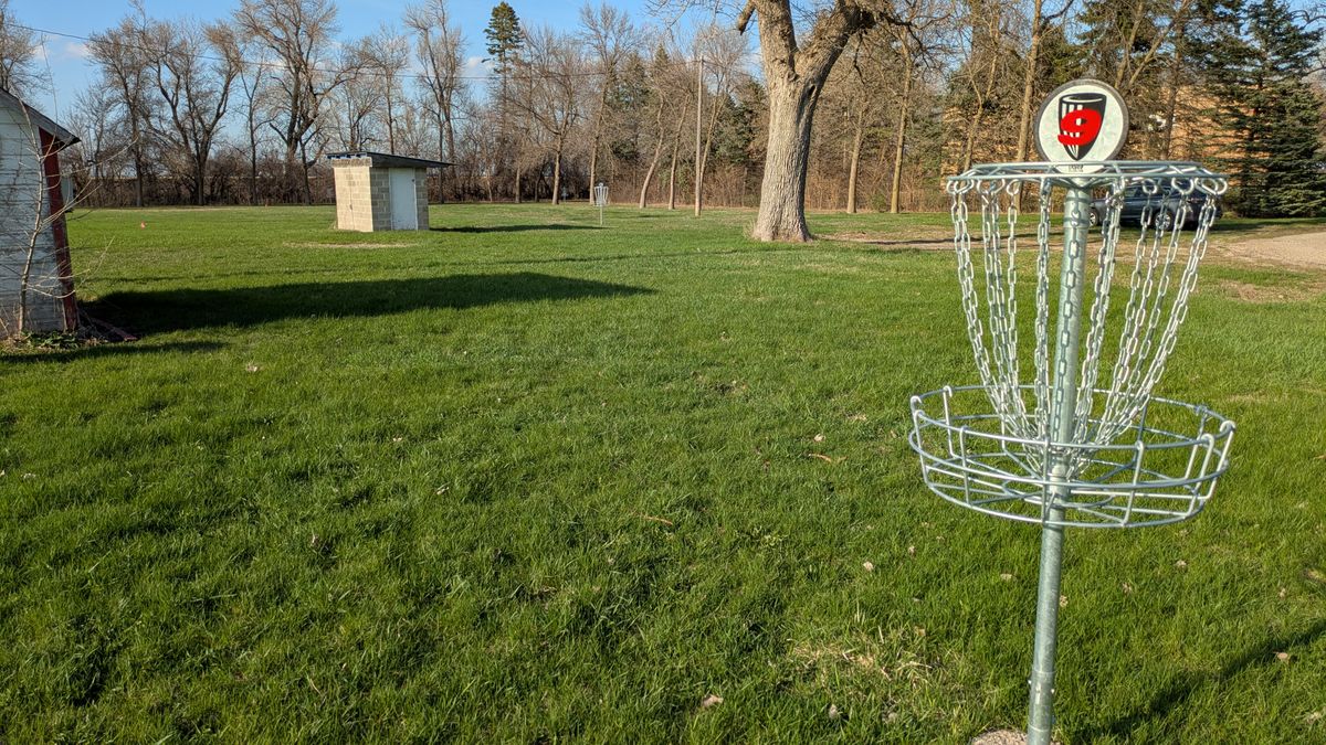 Tee #1, Basket 9