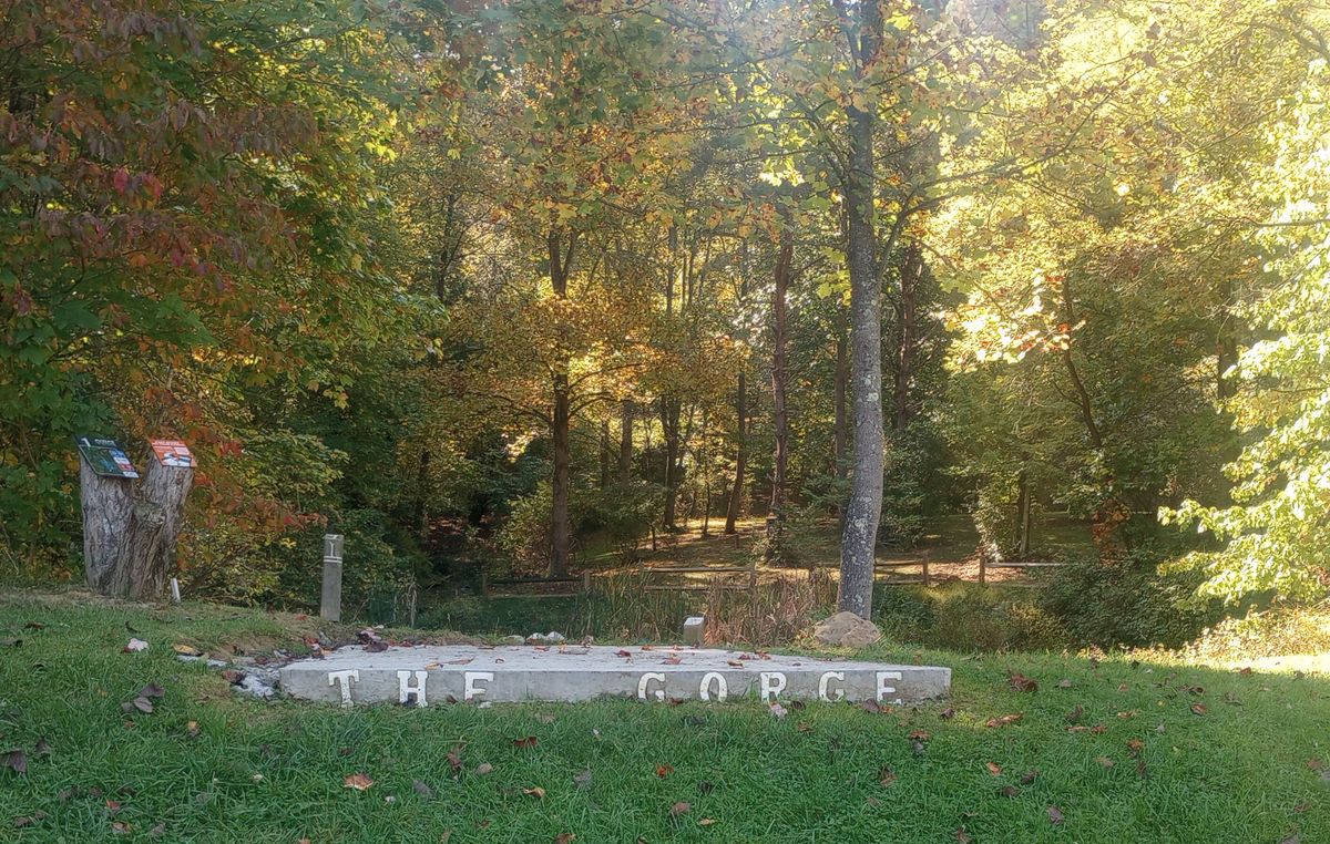Hole 1 (fall)