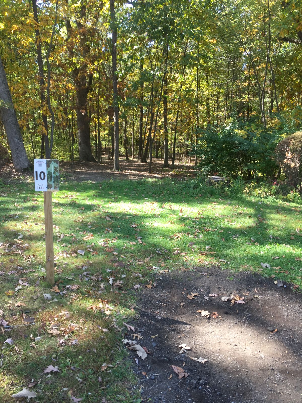 Dated Hole 10 Tee pad
Pre carpet.