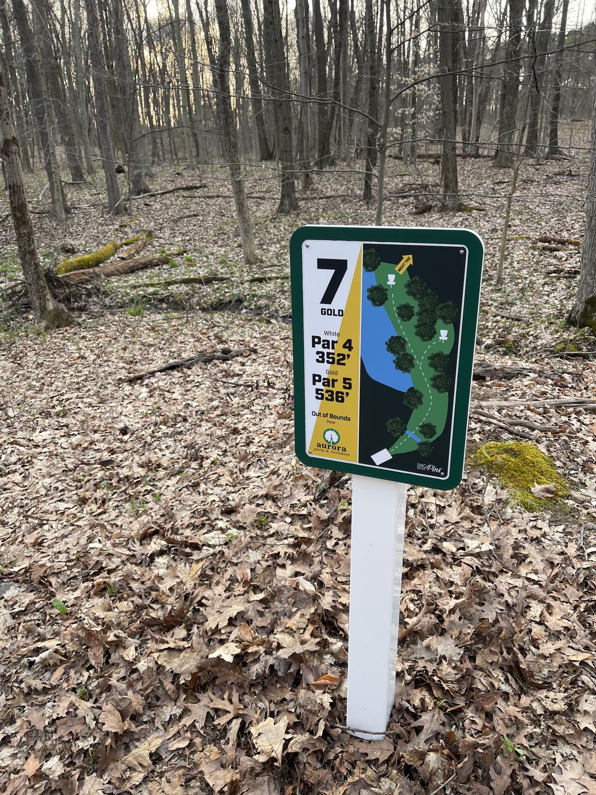 New Hole 7 tee sign