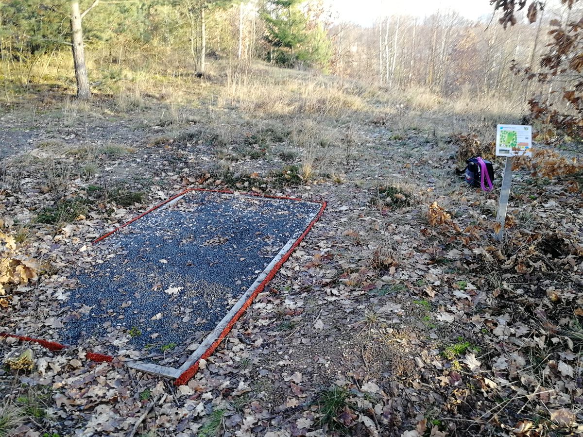 Zničená výhoziště, neudrzované