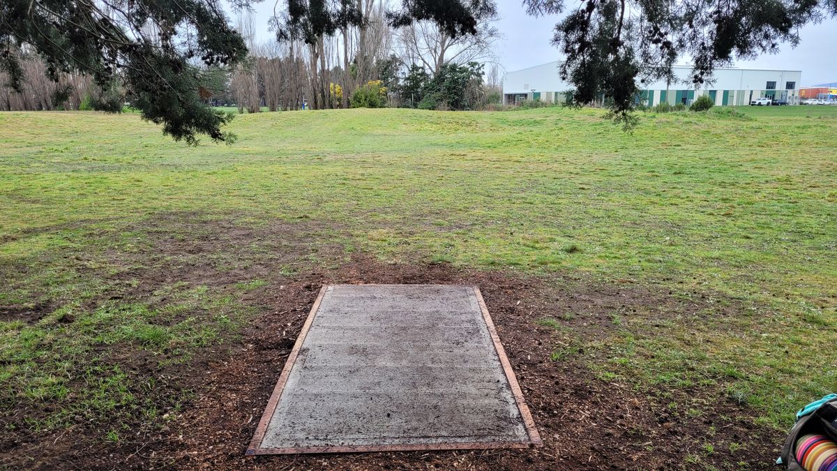 Hole 13 Teepad