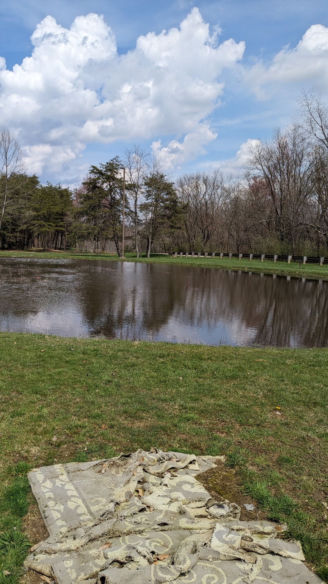 Red tee off 17 doesn't have designated tee pad .. yet. Longest hole on course!