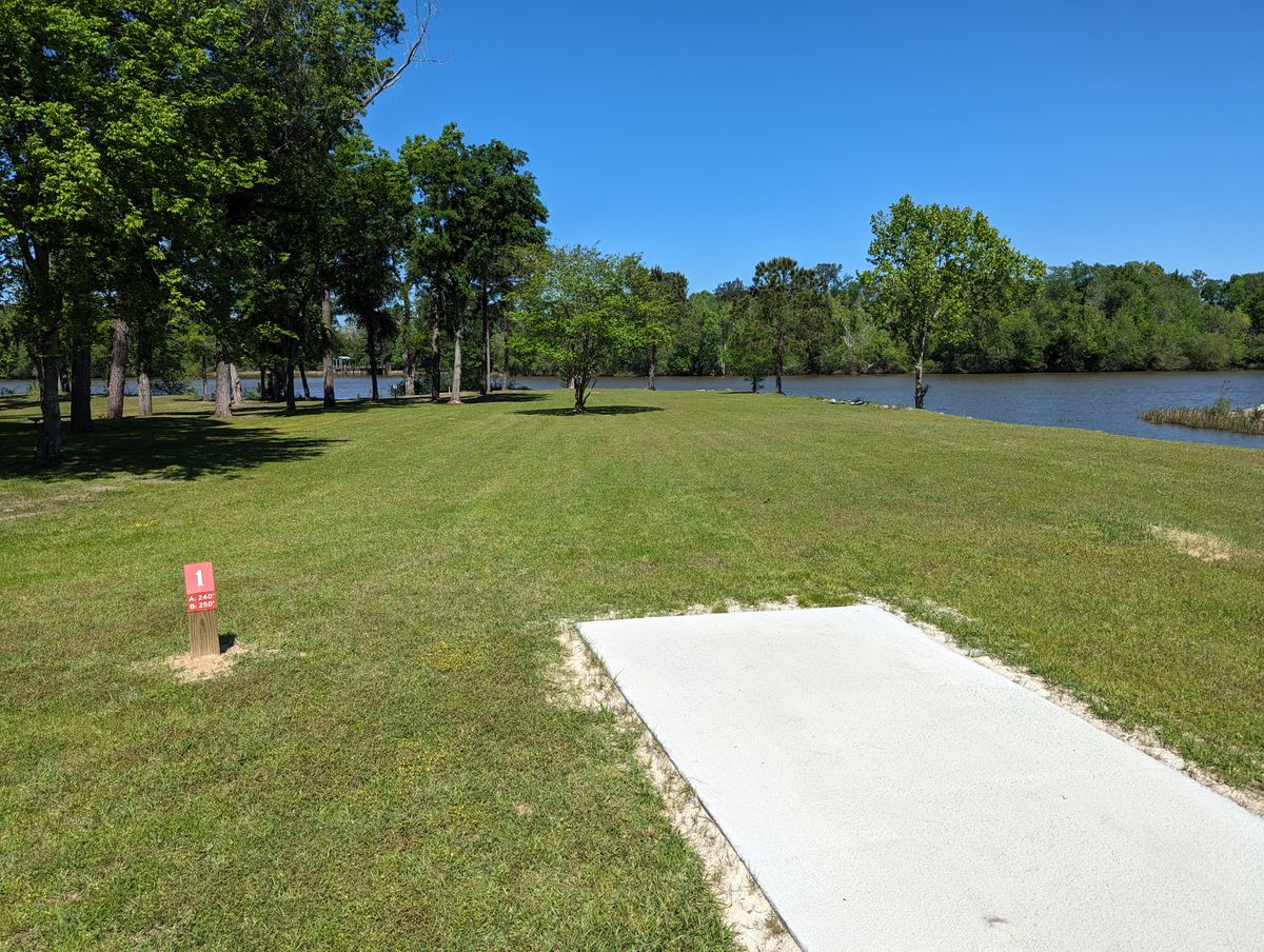 Hole 1 Red Pad
