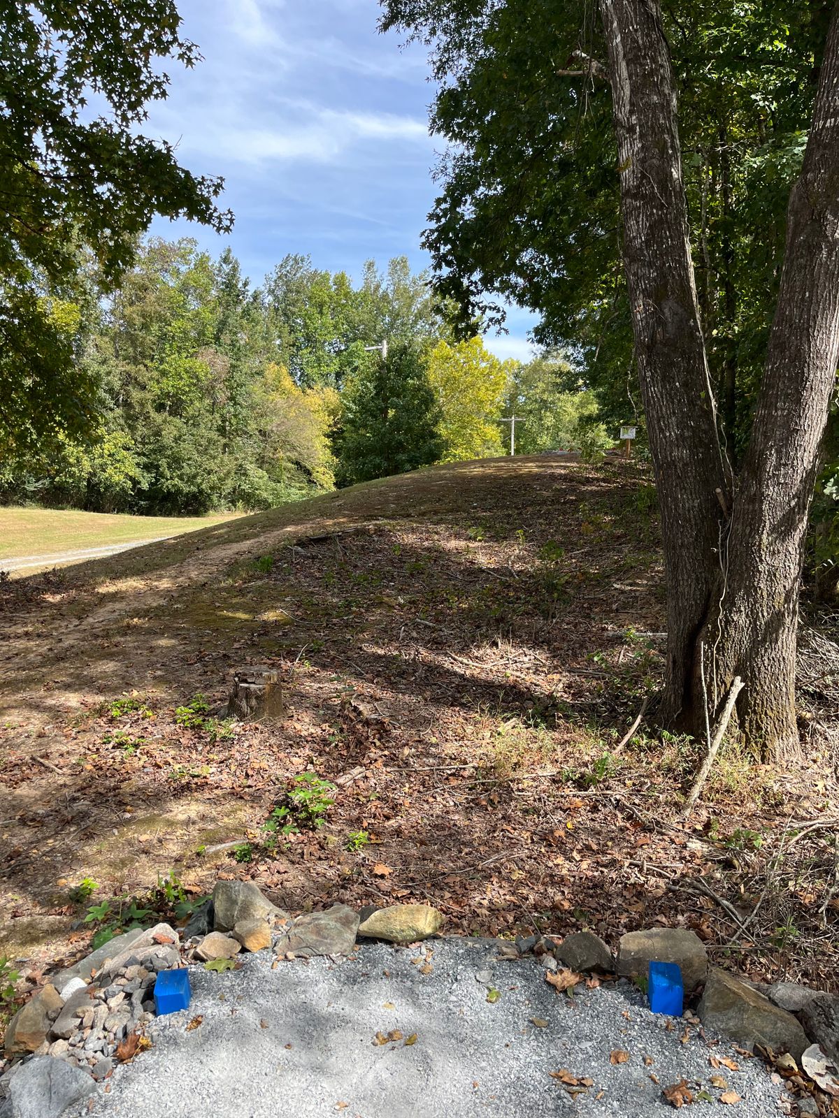 Hole 18A: blue tee