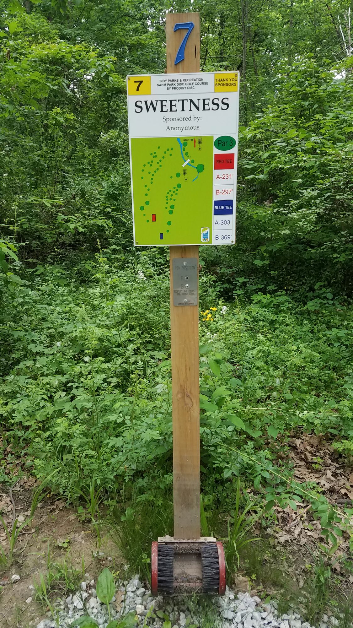 Blue #7 tee sign. Thank you Anonymous for the sponsorship. You know who you are
