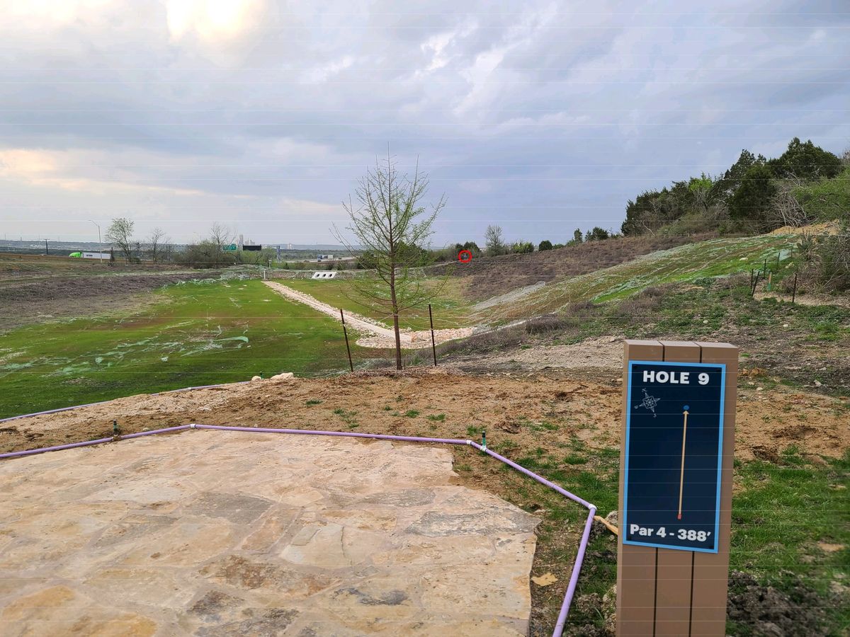 Tee box