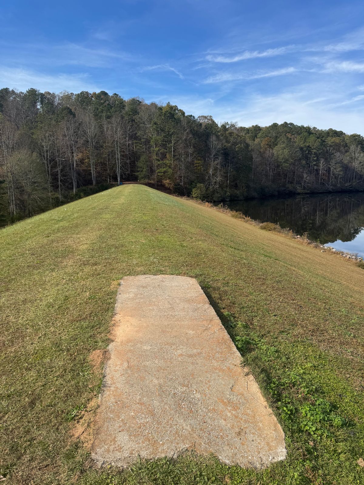 Hole 1 Short Teepad