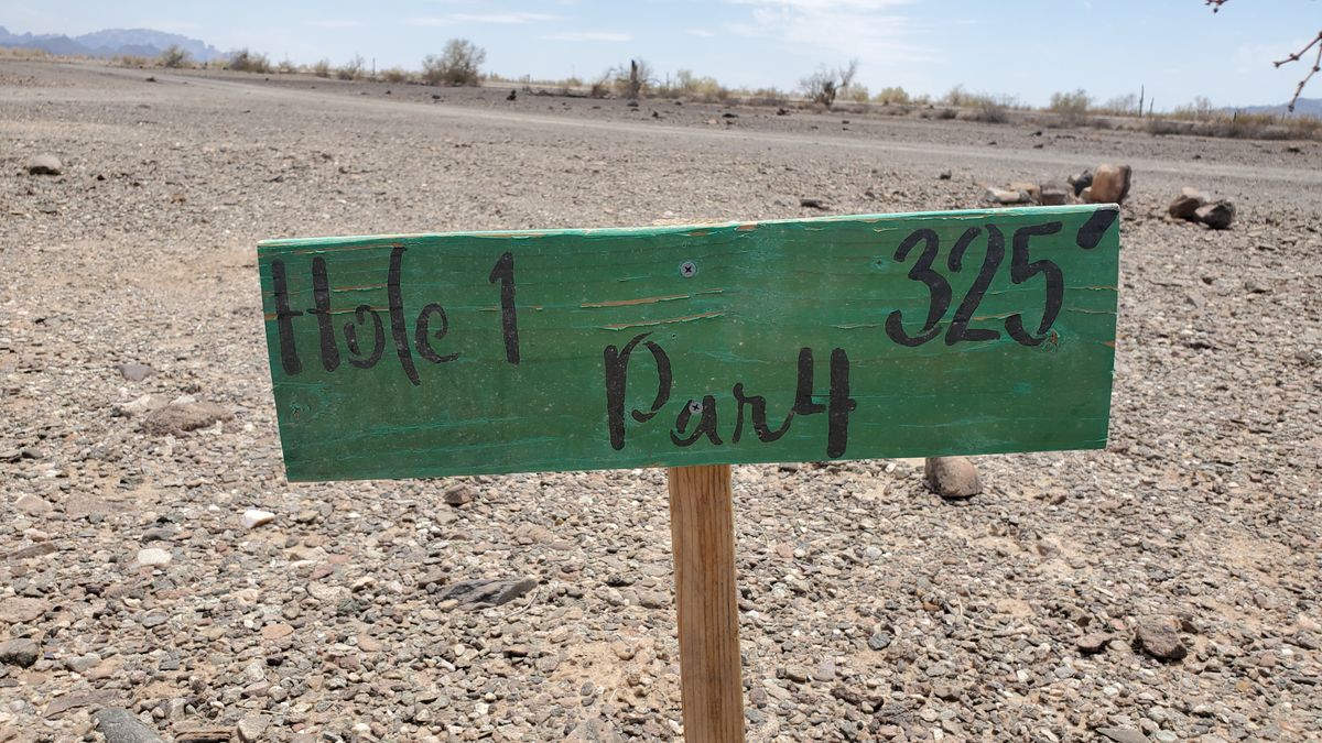 Hole 1 tee sign