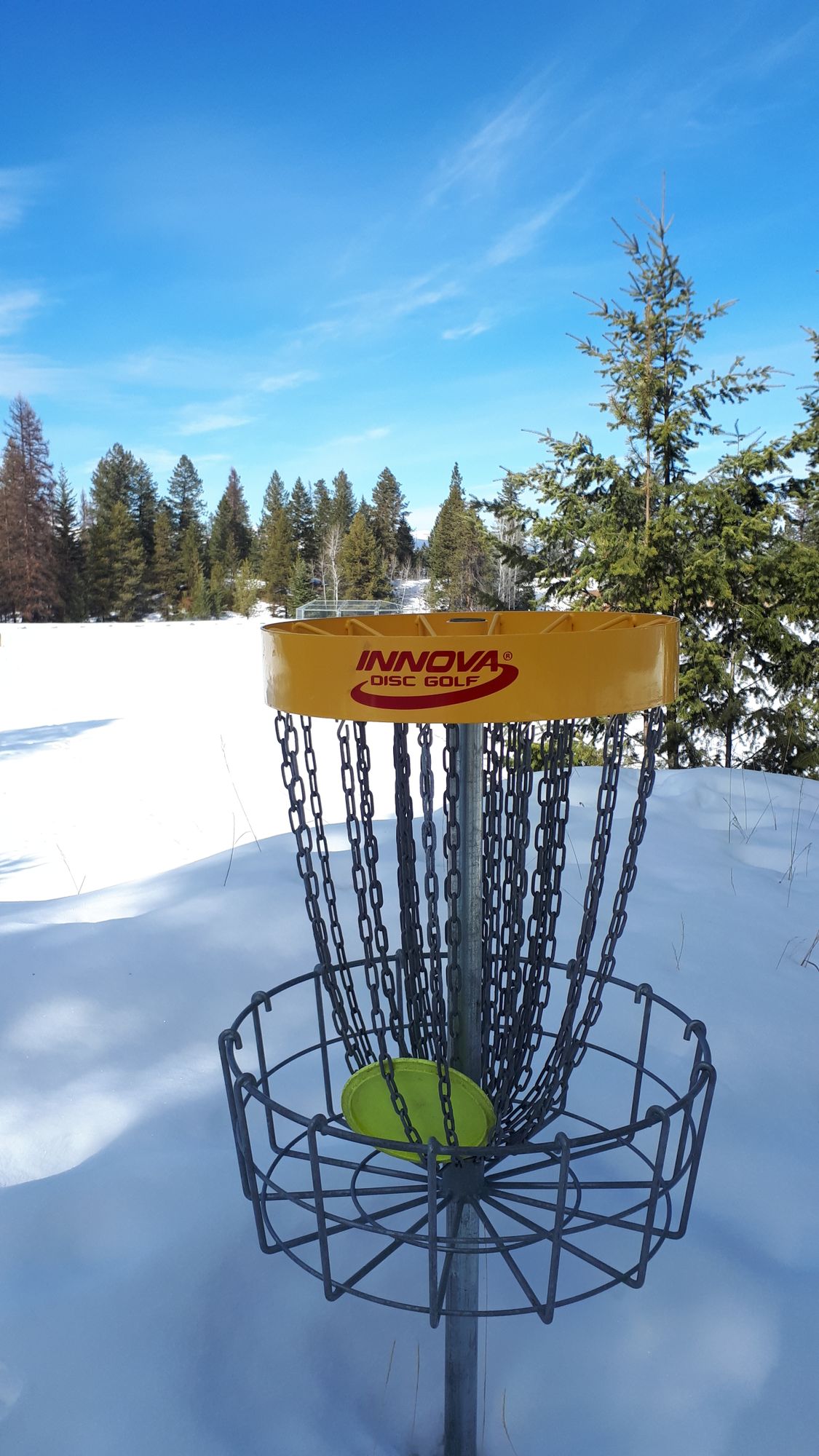 A bluebird winter day for a round