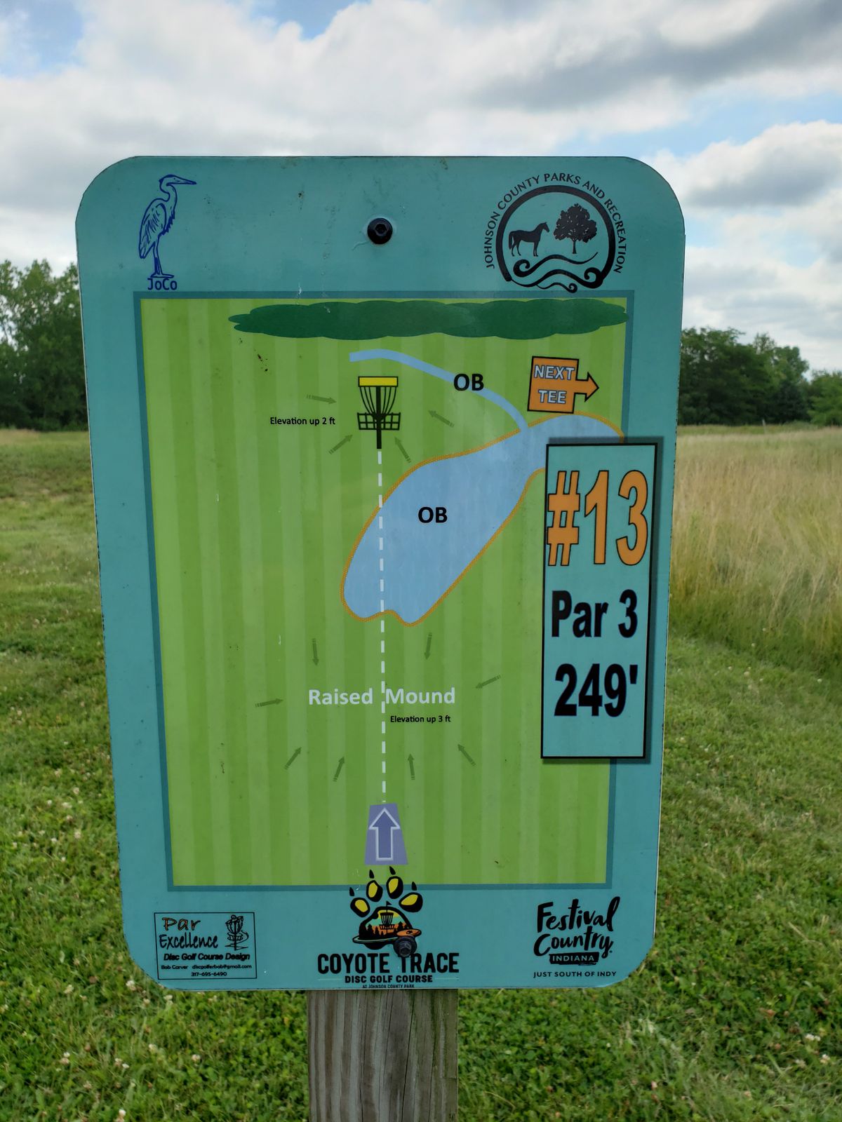 #13 Tee Sign closeup.
