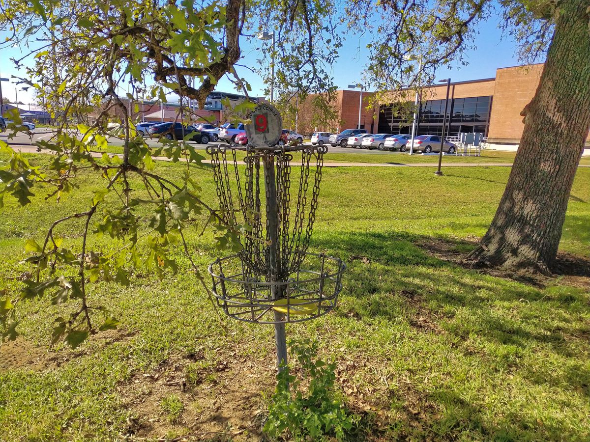 Hole 9 basket