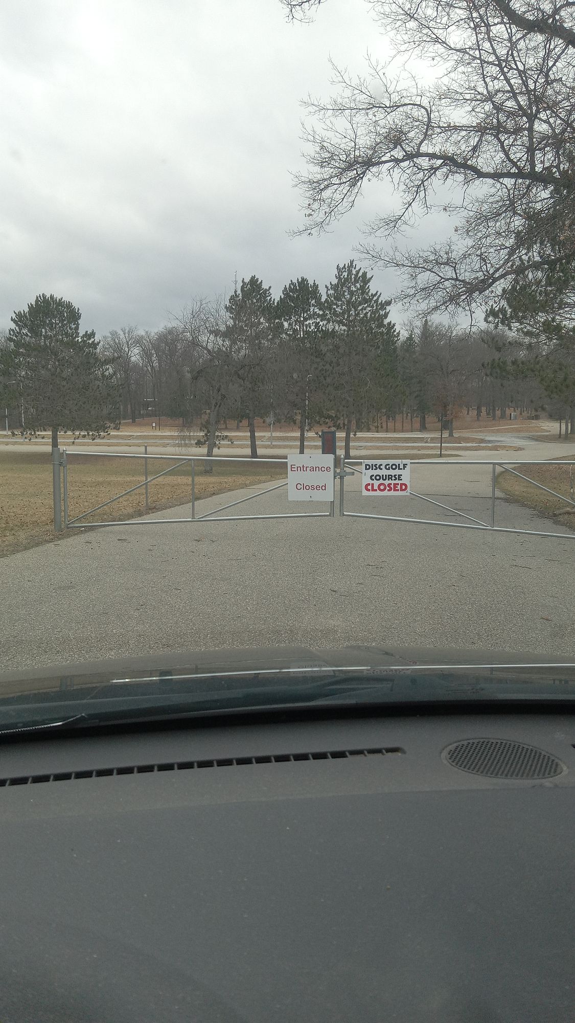 3-16-2024 both gates are still closed.