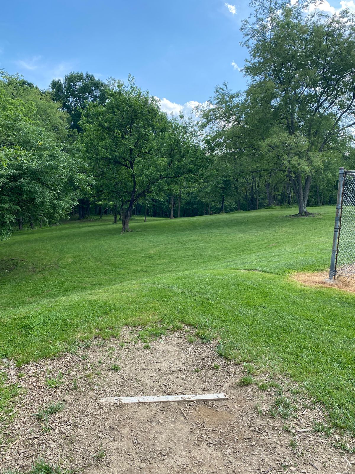 Hole 8 White tee
