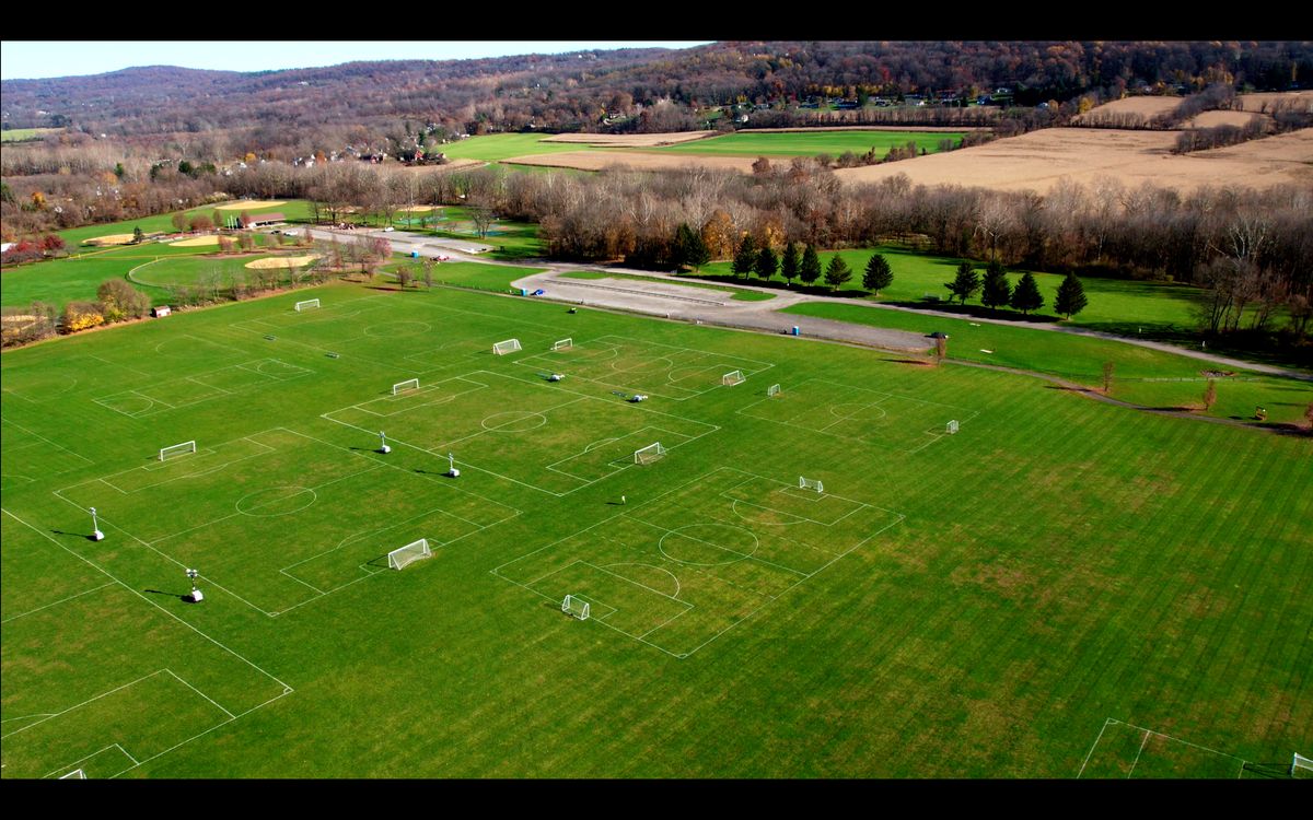 The back 9 play around Multipurpose Fields. Beware of lacrosse, soccer, & field hockey practice on summer evenings & weekends.