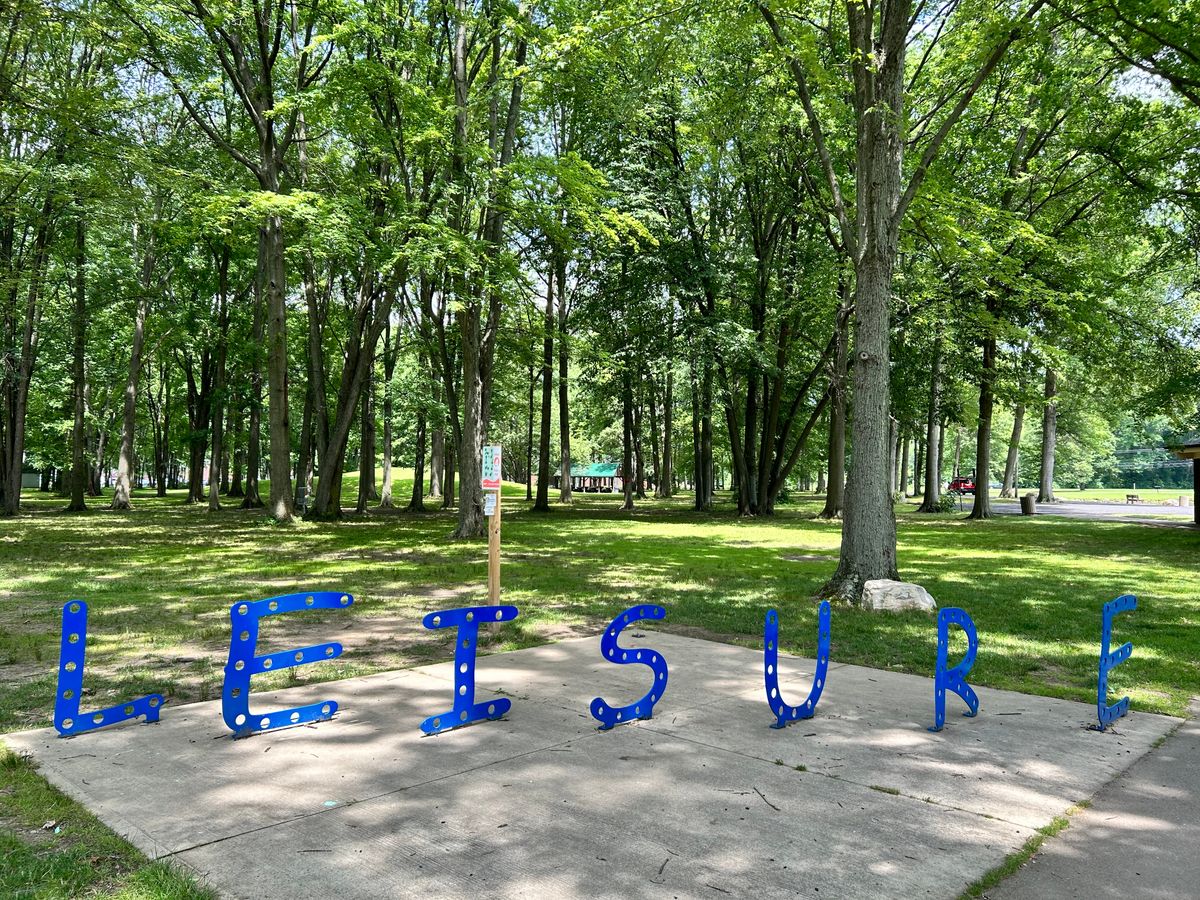 Basket 4 tee behind this leisure word near the playground.