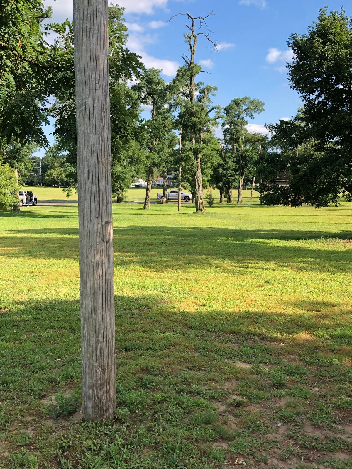 #4 Tee Box - to the right of #3 Pin