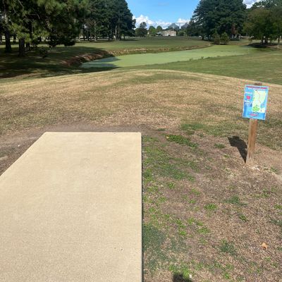 Hole 18 long tee