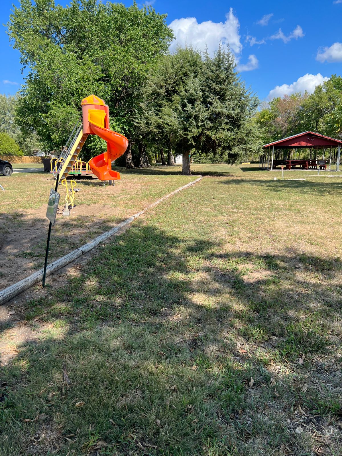 Hole 1, past the bathrooms