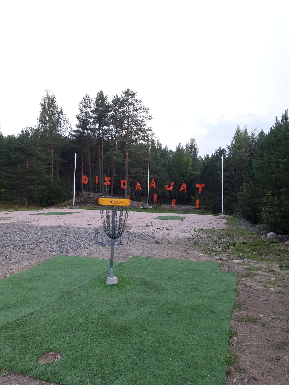 Kaksi puttikoria ja draiviverkko