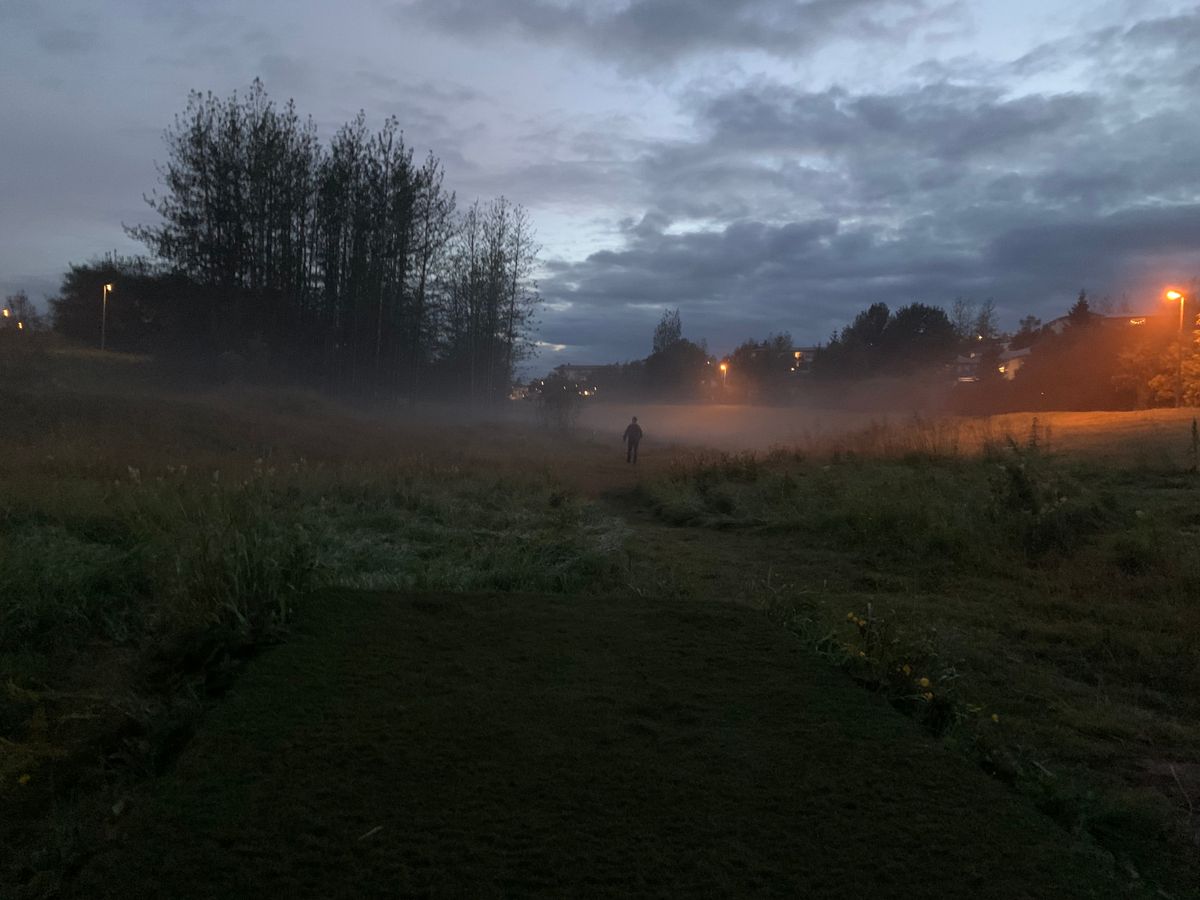 This course can get foggy in the evening.