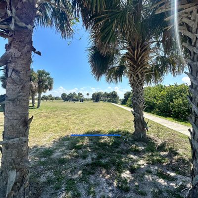 Hole 1 blue