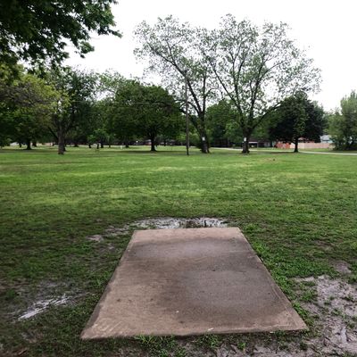 Hole 8 Teepad