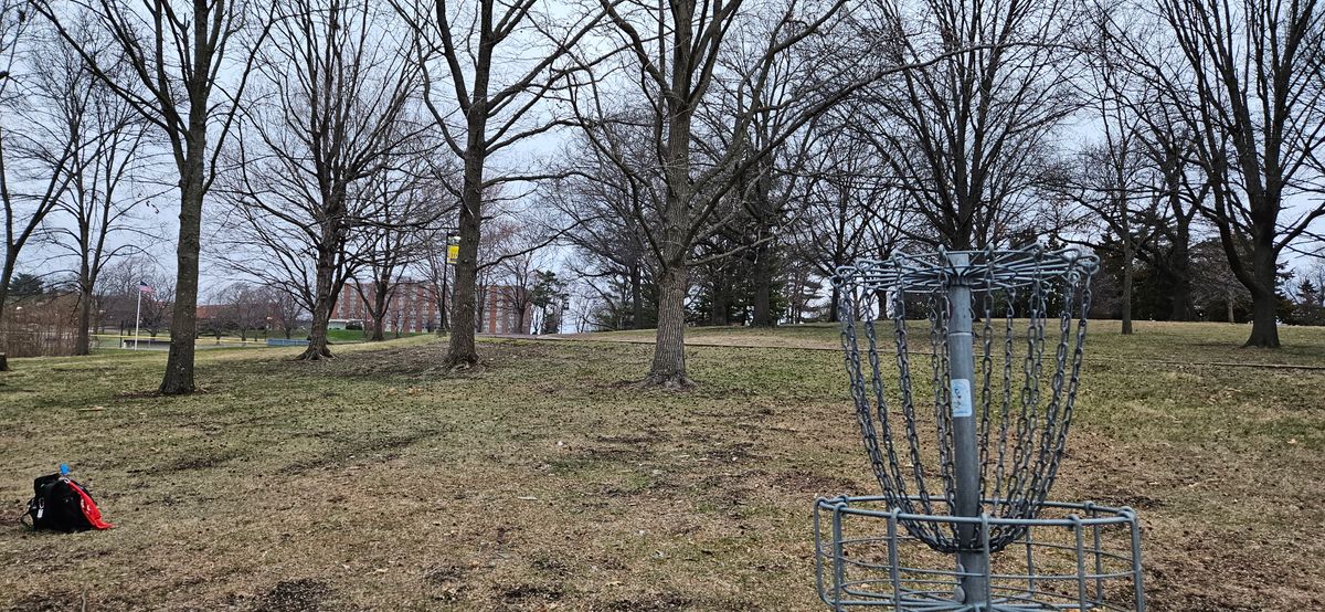 Hole 9 Basket