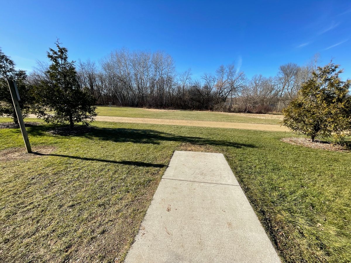 Hole 3 tee