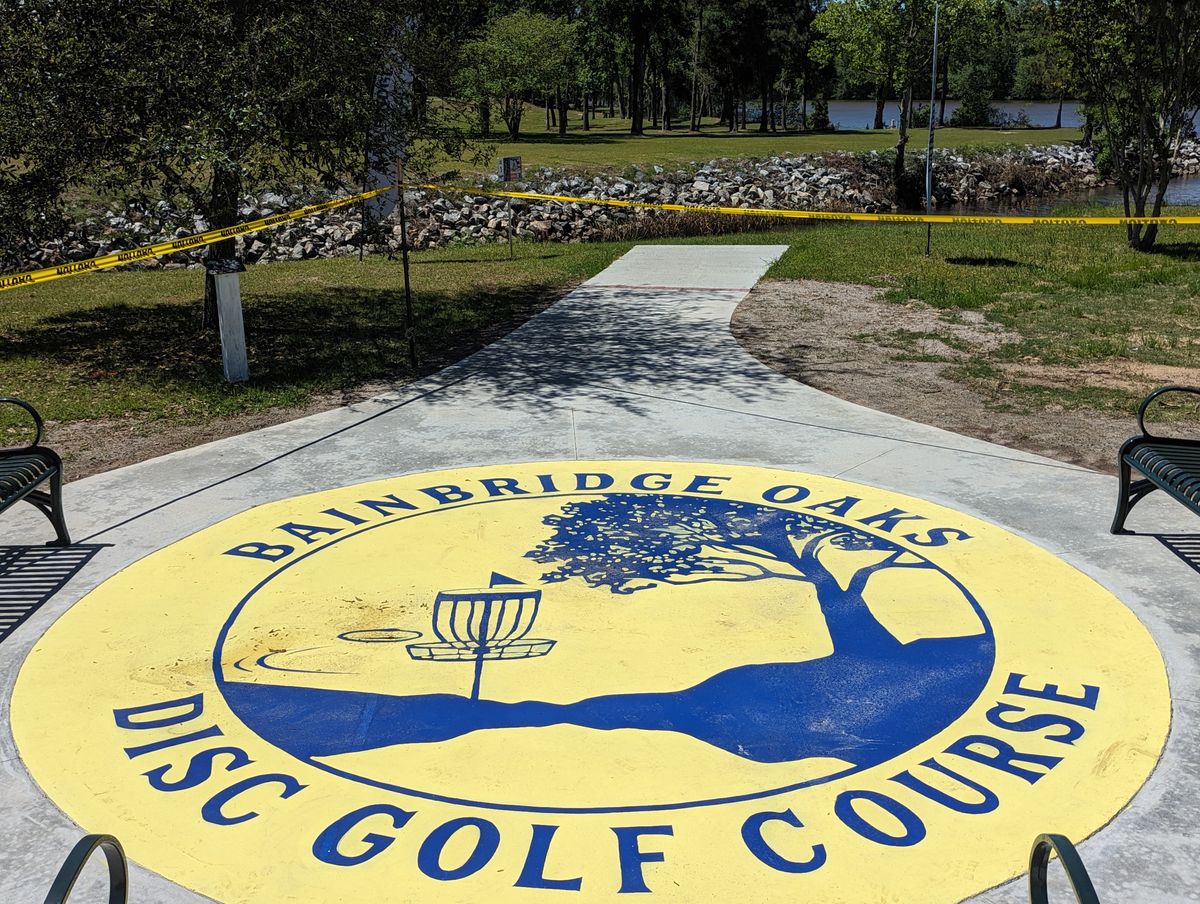 Bainbridge Oaks Disc Golf Course Logo