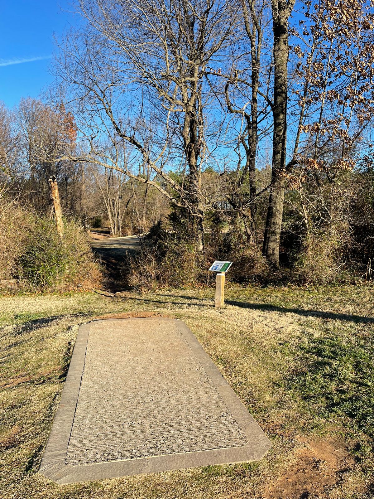 Hole 6 tee pad
