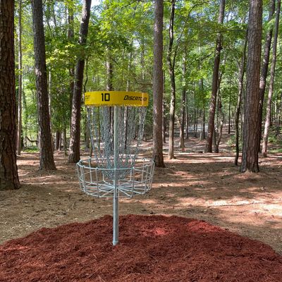 Hole 10’s par 4 pin position