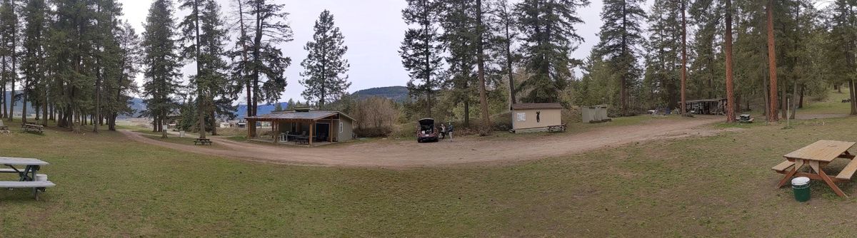 Plenty of parking. Picnic tables for lunch.