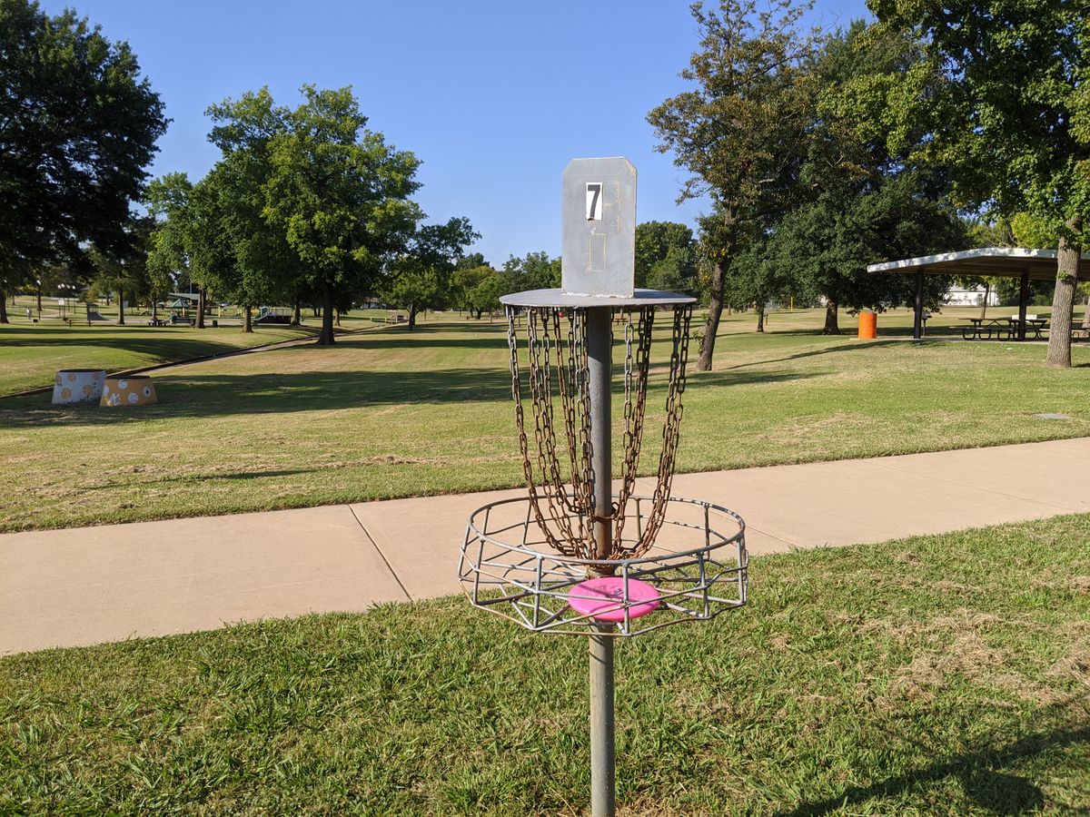 Hole 7 basket