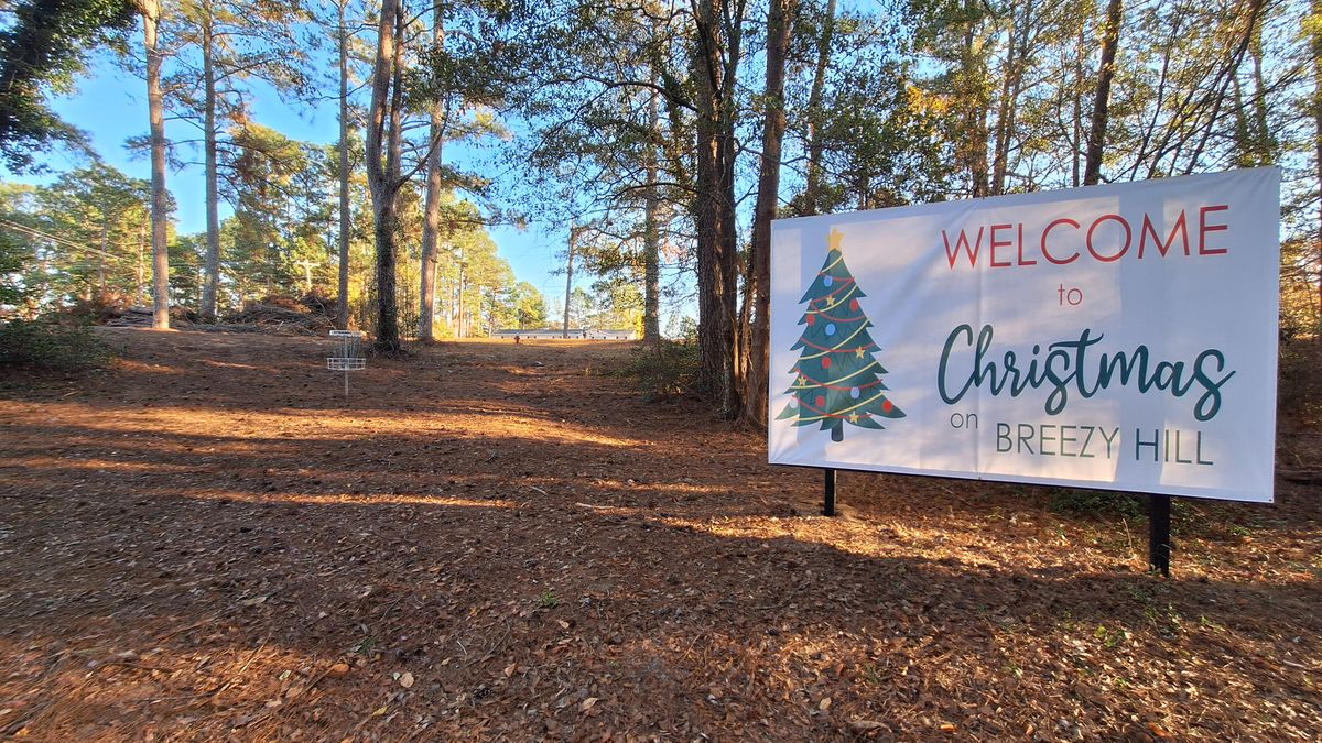Course closed for 1 week each december for Christmas on breezy hill.