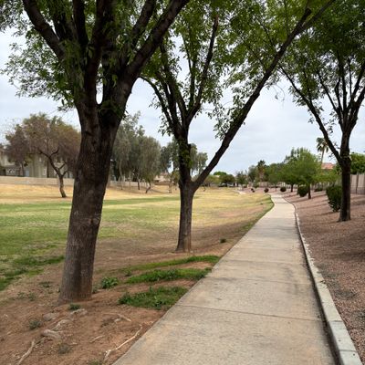 Hole 6- No Mando. Sidewalk & beyond OB. Concrete wall & beyond OB