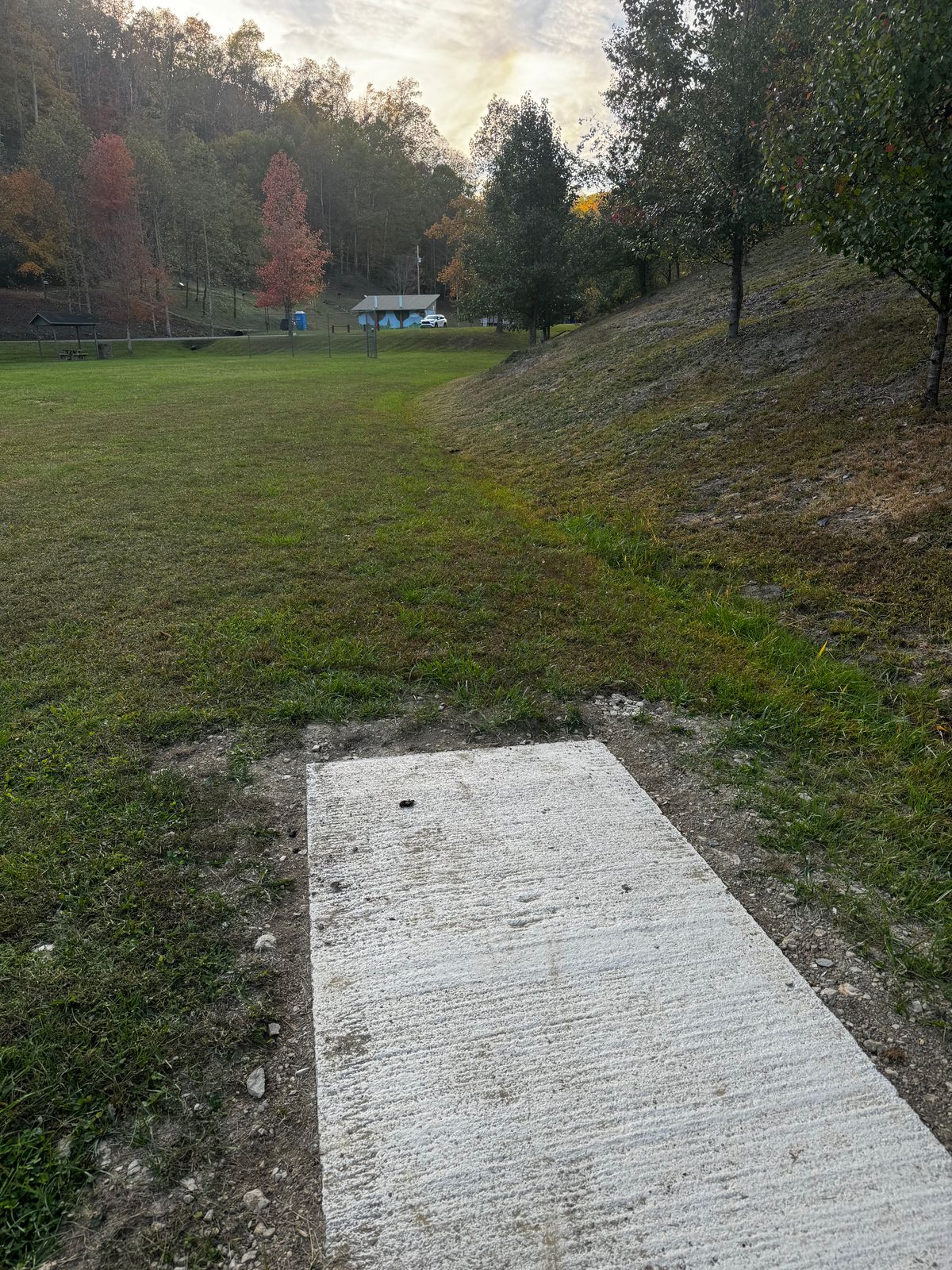 Hole 3- slight bend to the right.