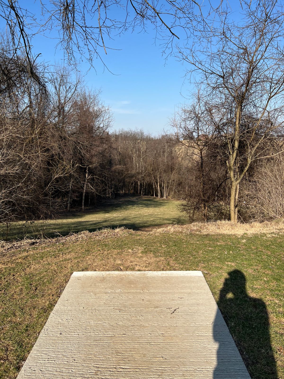 Hole 1 - Whites