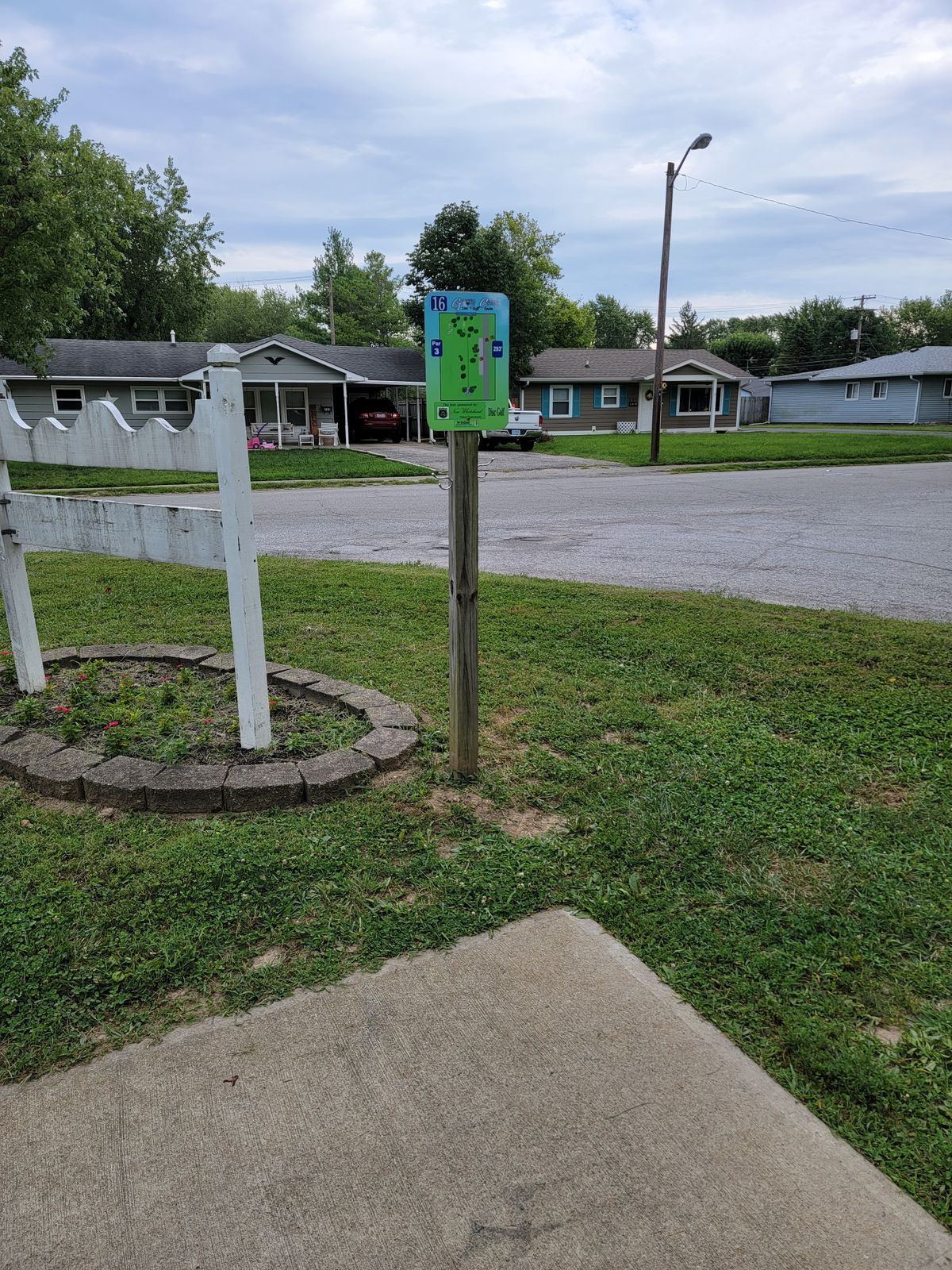 Hole 16 tee, look for the intersection.