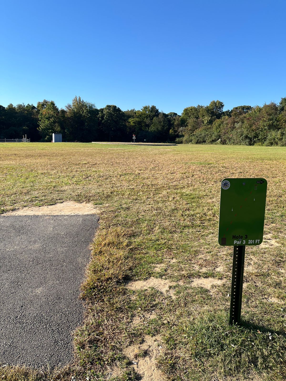 Hole 3 tee