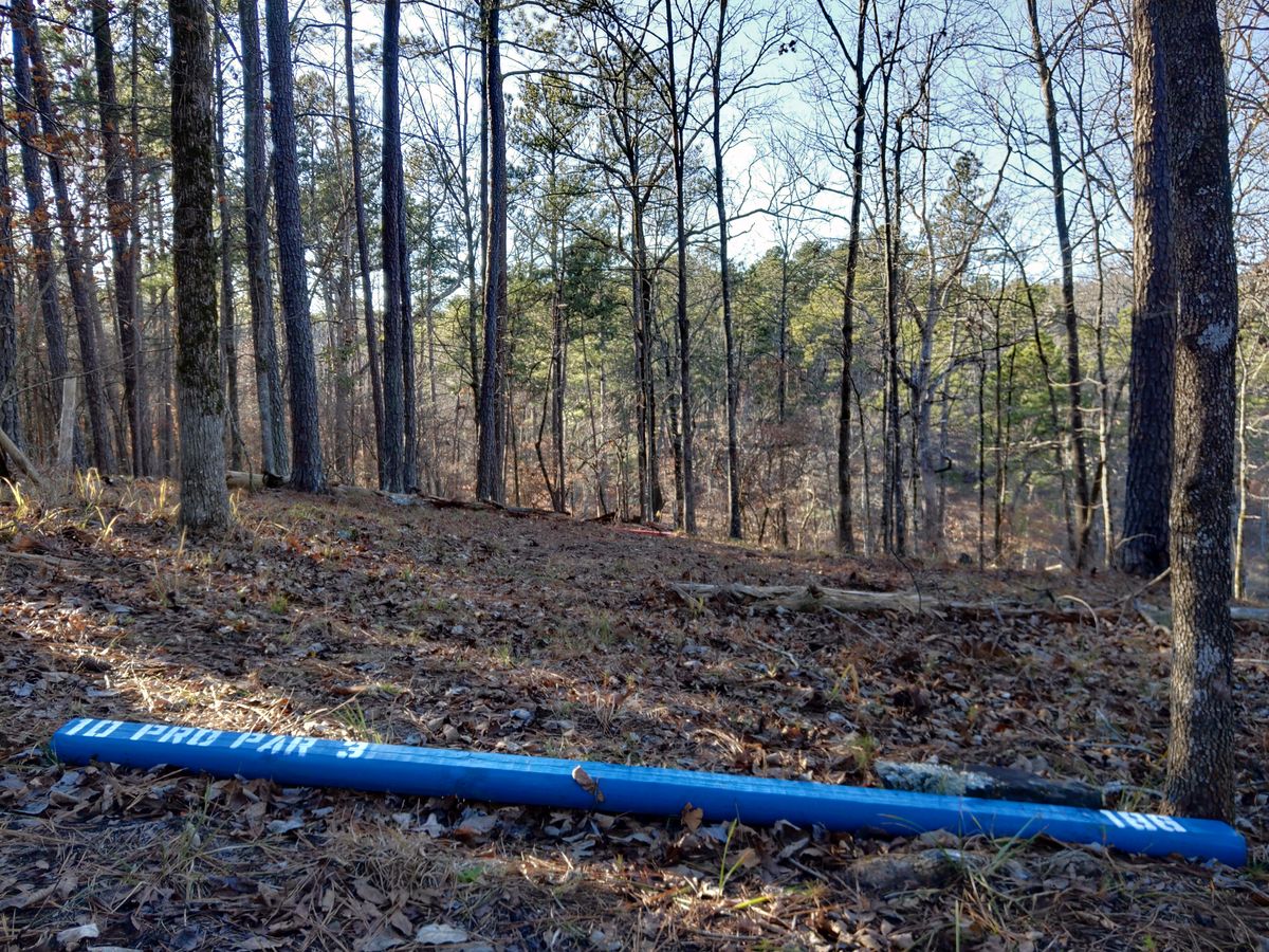 Hole 10 Pro Tee