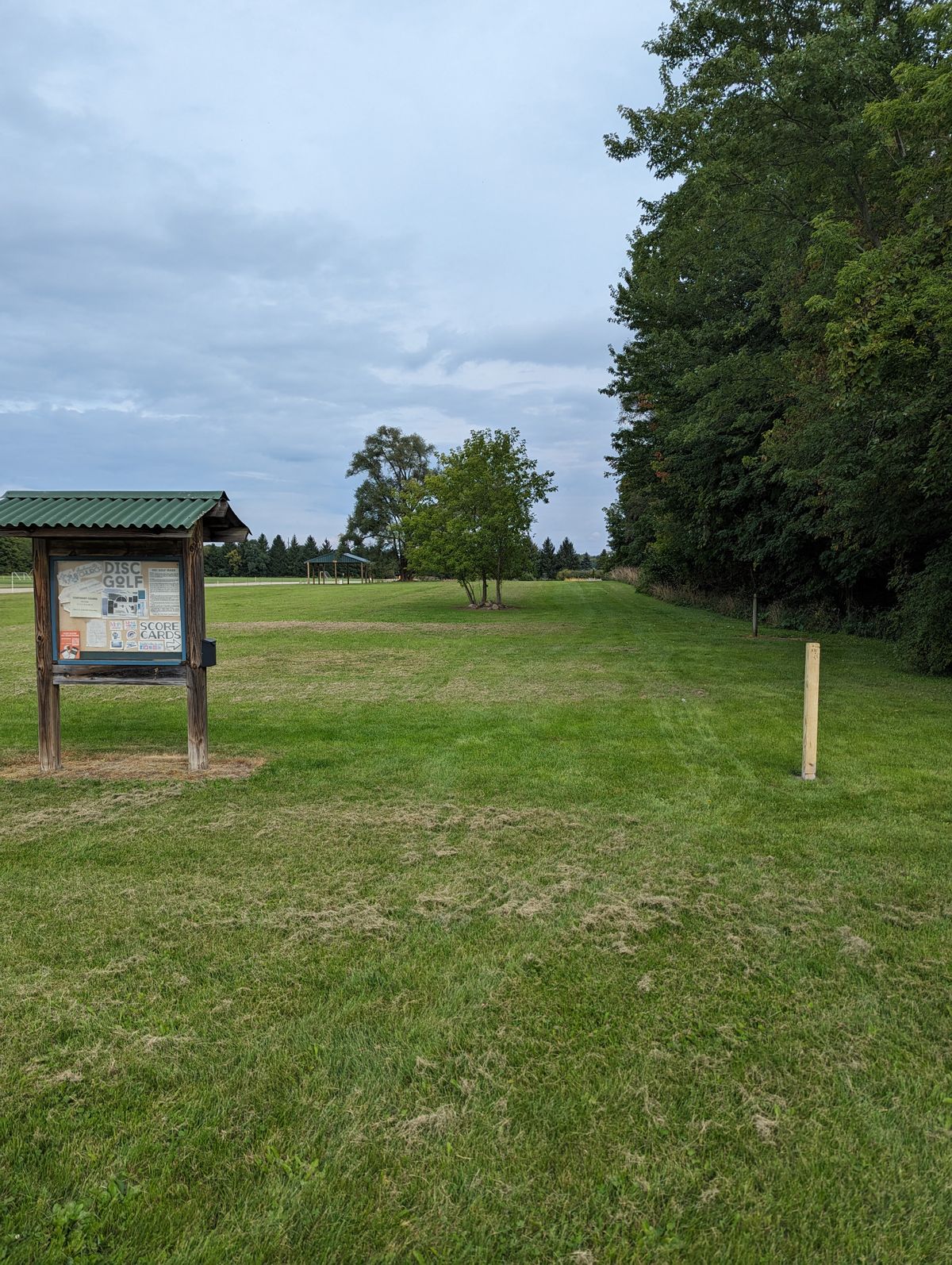Welcome Board and Hole 1