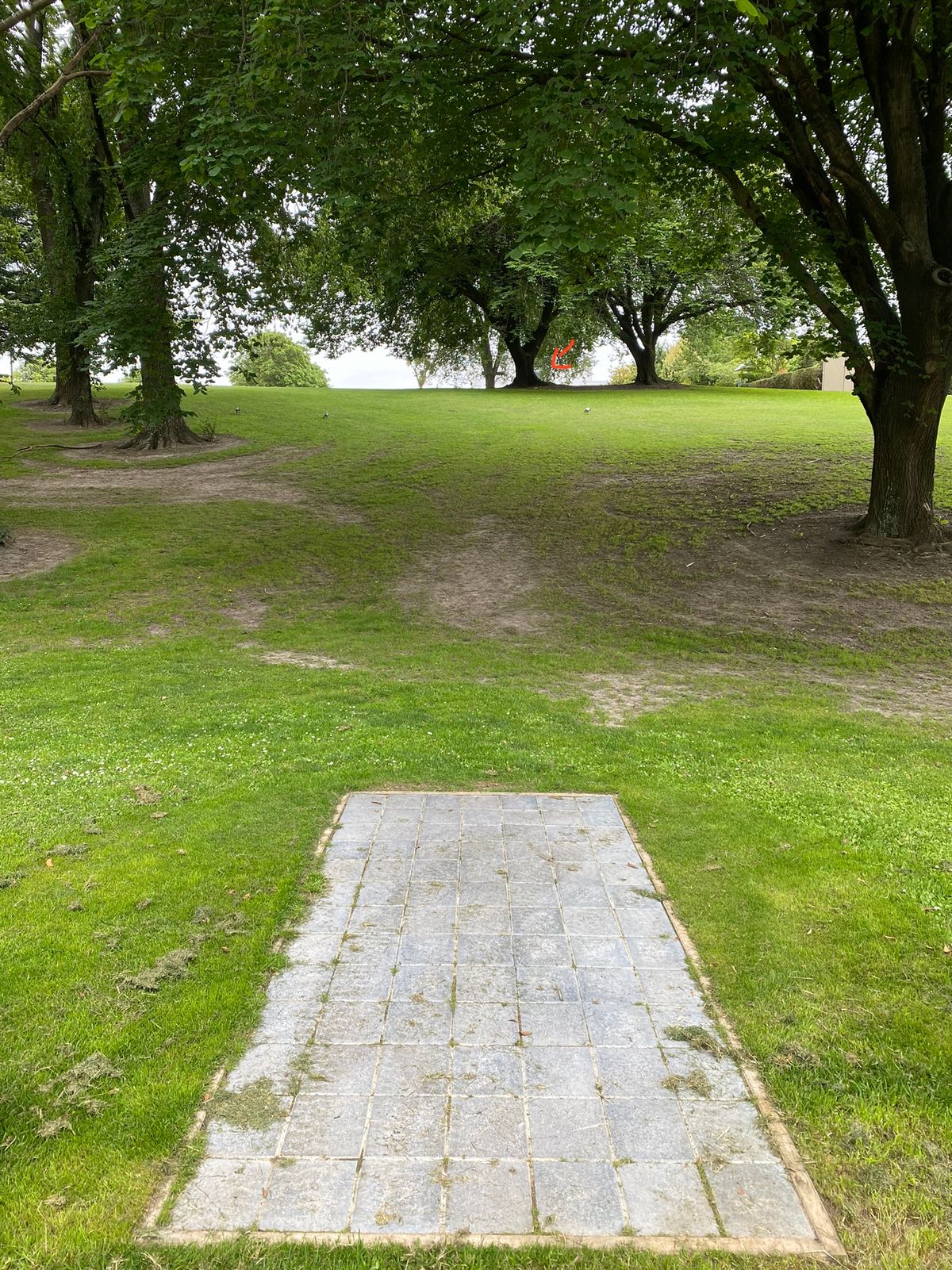 Preview of Hole 3 from the tee-pad.