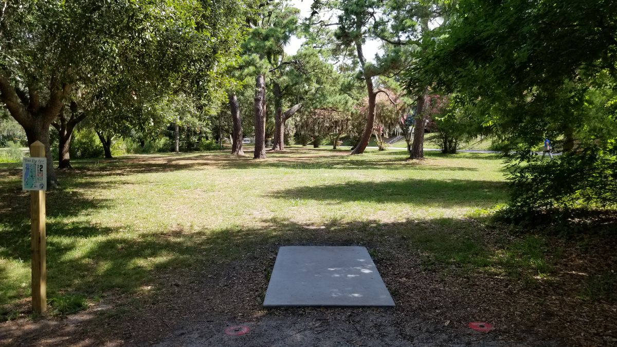 Hole 2 red tee