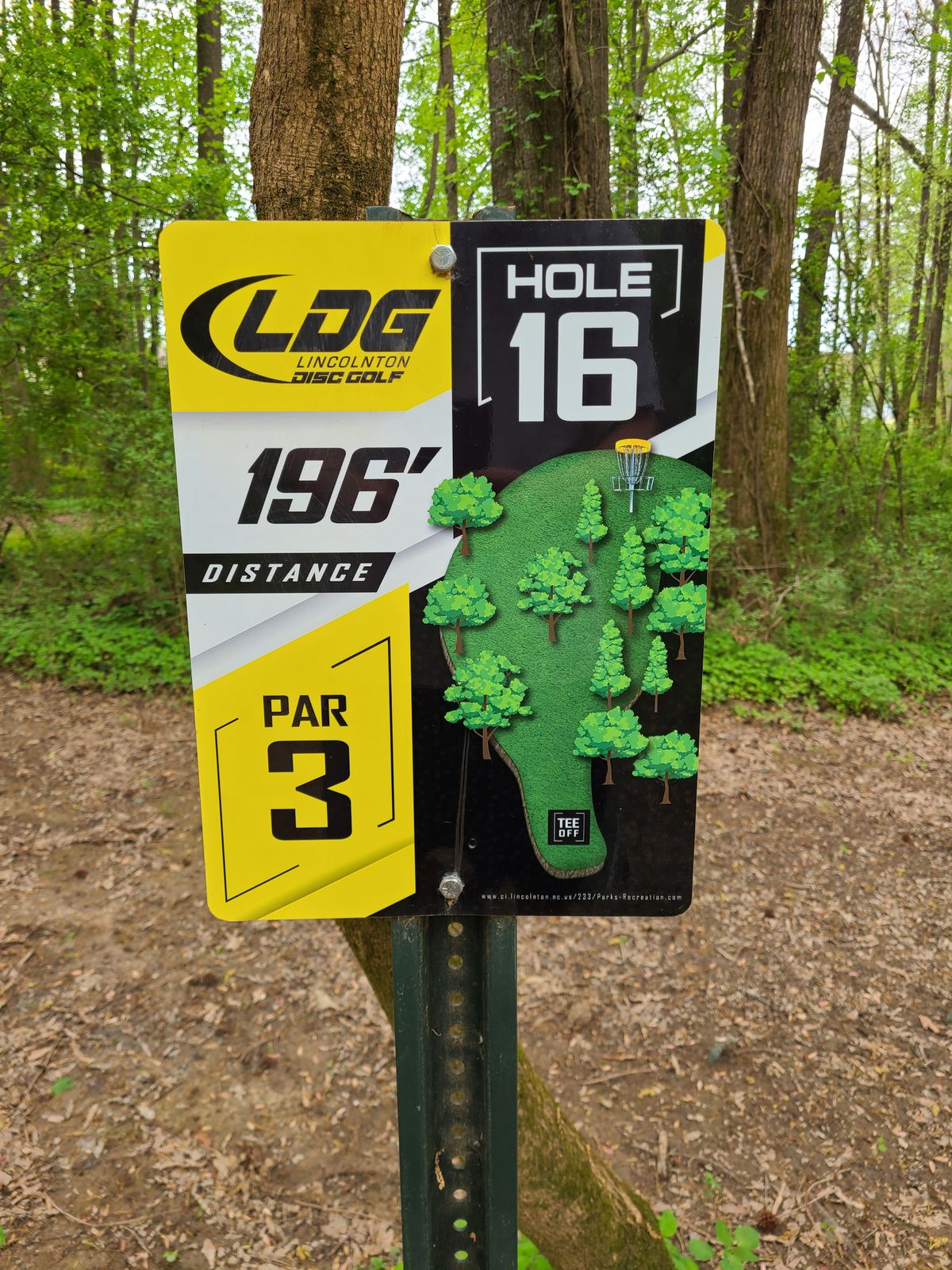 Hole 16 tee sign