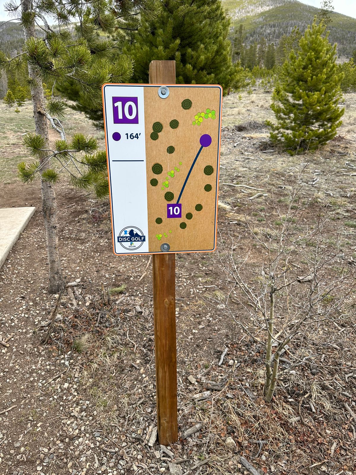 Hole 10 Tee Sign